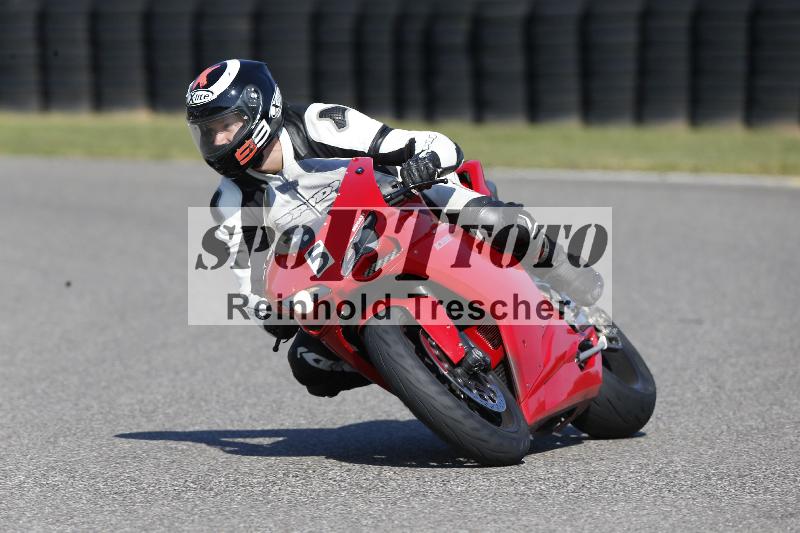 /Archiv-2025/49 26.08.2025 Cornu Master School ADR/blau-bleu/5